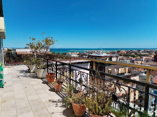 Apartament in Piazza Carducci, Grottammare - Photo 1