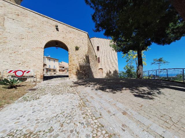 Quadrilocale in Piazza del Forte, Acquaviva Picena - Foto 1