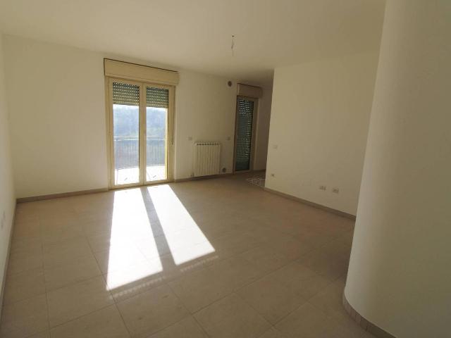 3-room flat in Via dei Colli, Colonnella - Photo 1