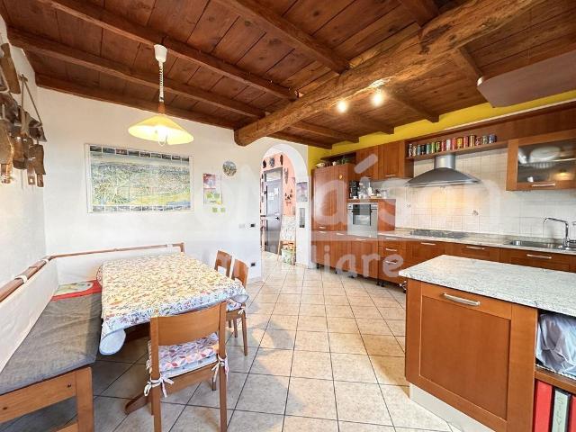 Apartament in Via Garibaldi, Biandronno - Photo 1