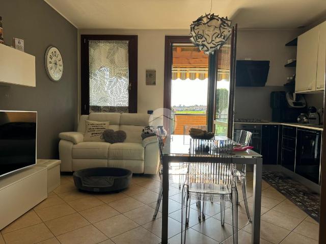 4-room flat in {3}, Viale della Resistenza - Photo 1