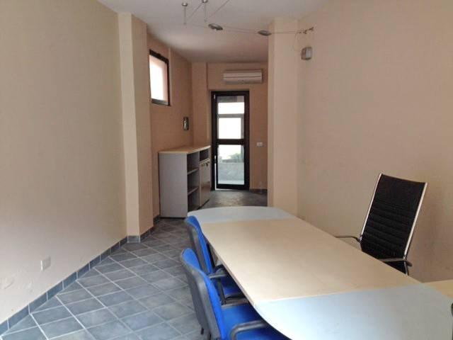 Negozio in , Avellino, {3} - Foto 2