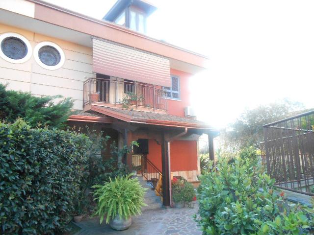 Villa in Via Lago Patria, Giugliano in Campania - Foto 1