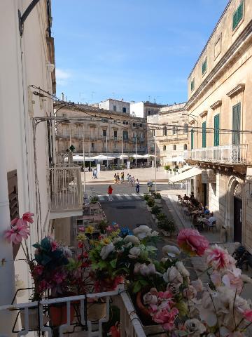 Detached house in Largo Lanza, Ostuni - Photo 1