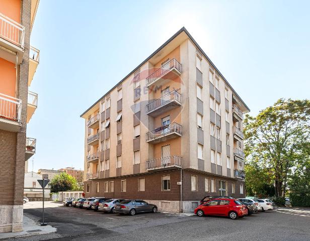 3-room flat in Via Bruno Buozzi 6, Voghera - Photo 1