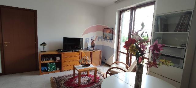 One-room flat in {3}, Via Pascoli 22 - Photo 1