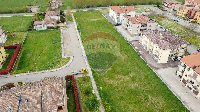 Building land in Via Partigiani d'Italia, Soragna - Photo 1