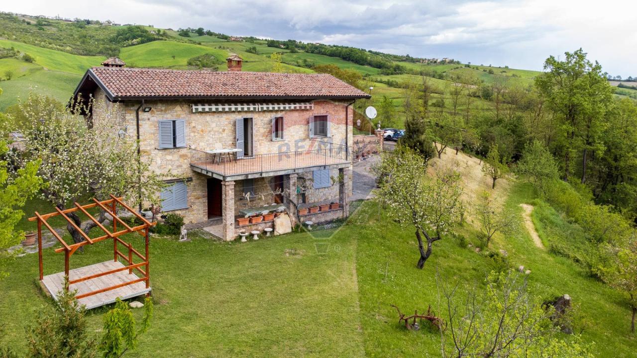 Villa in vendita a Vernasca