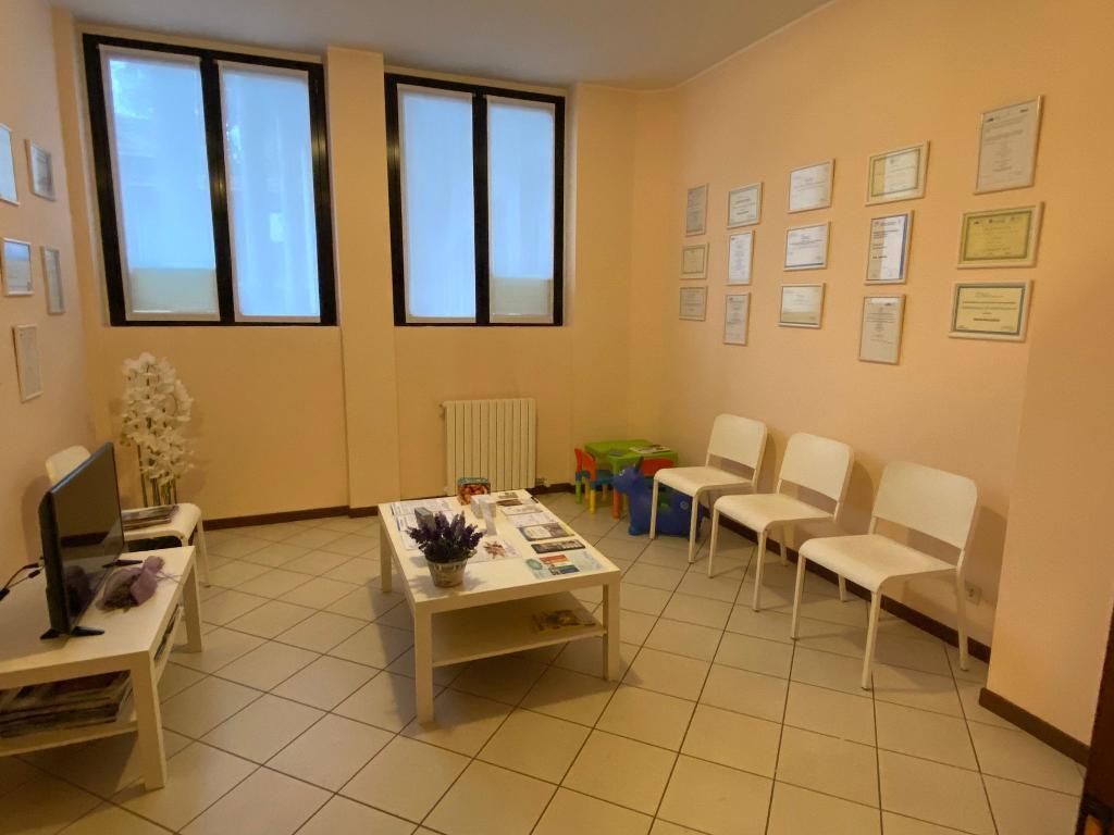 Ufficio in Via San Martino 5, Monza, {3} - Foto 1