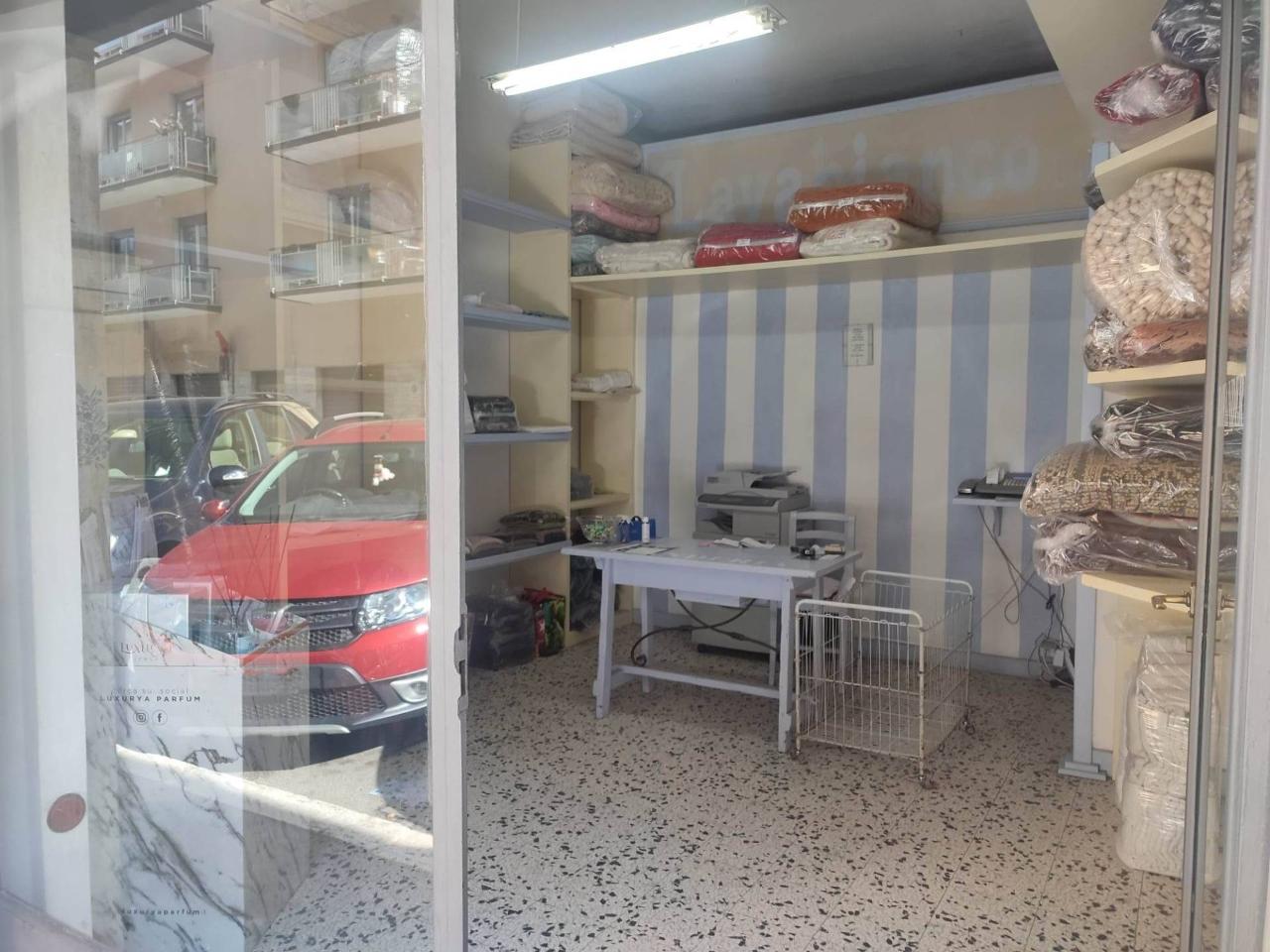 Magazzino in Via Mincio, Arezzo, {3} - Foto 1