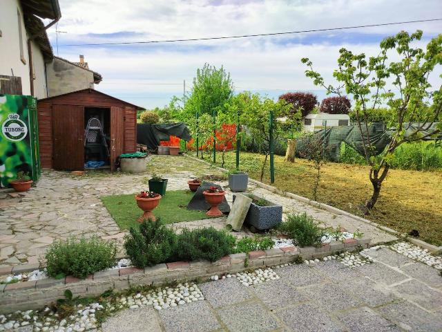 4-room flat in Strada Statale della Cisa, Brescello - Photo 1