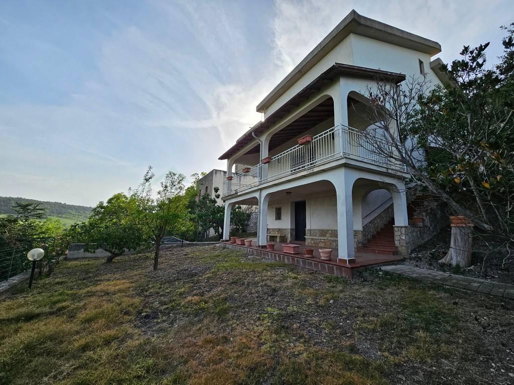 Villa in vendita a Montorio Nei Frentani