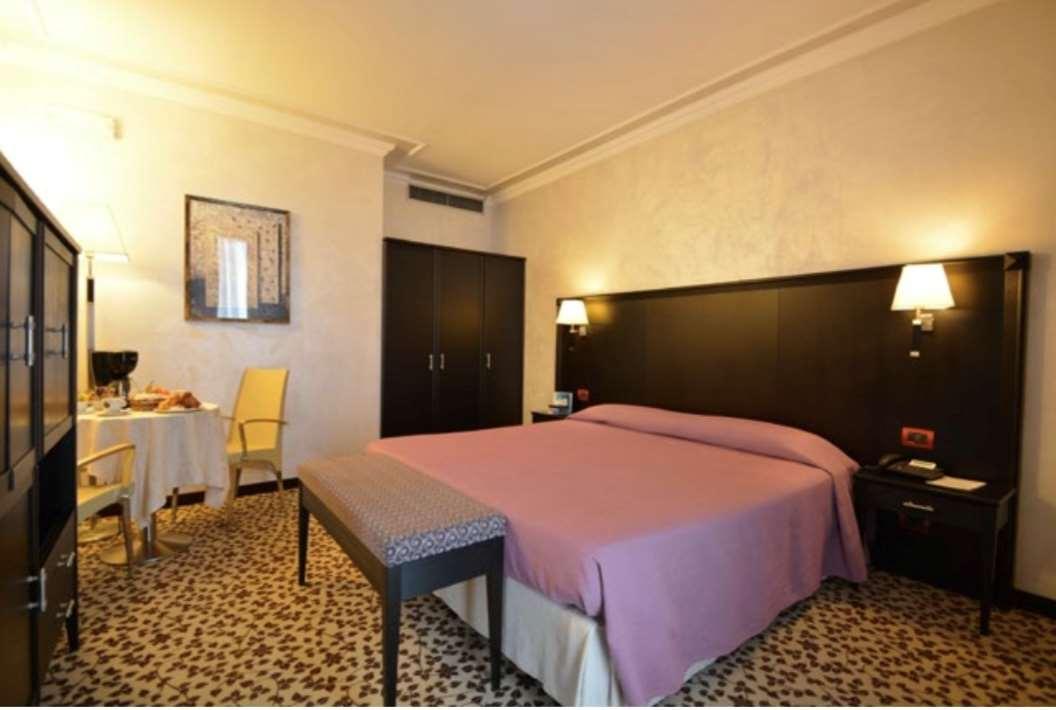 Albergo in , Torino, {3} - Foto 2