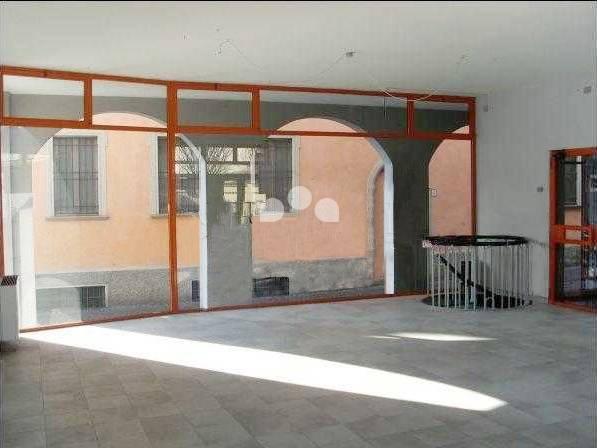 Negozio in Via Civerchi 39, Crema, {3} - Foto 2