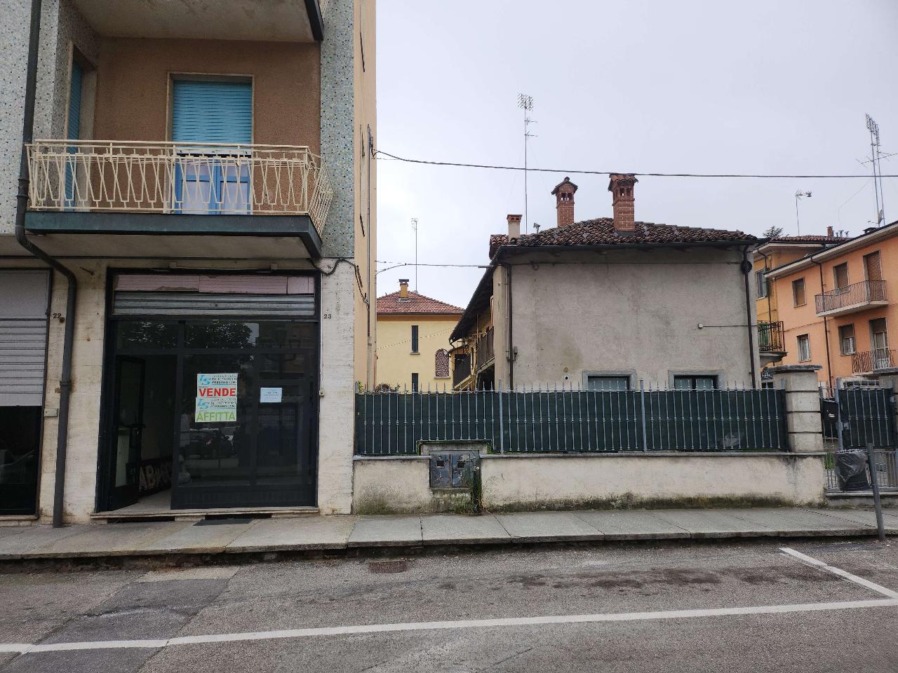 Negozio in , Fossano, {3} - Foto 1