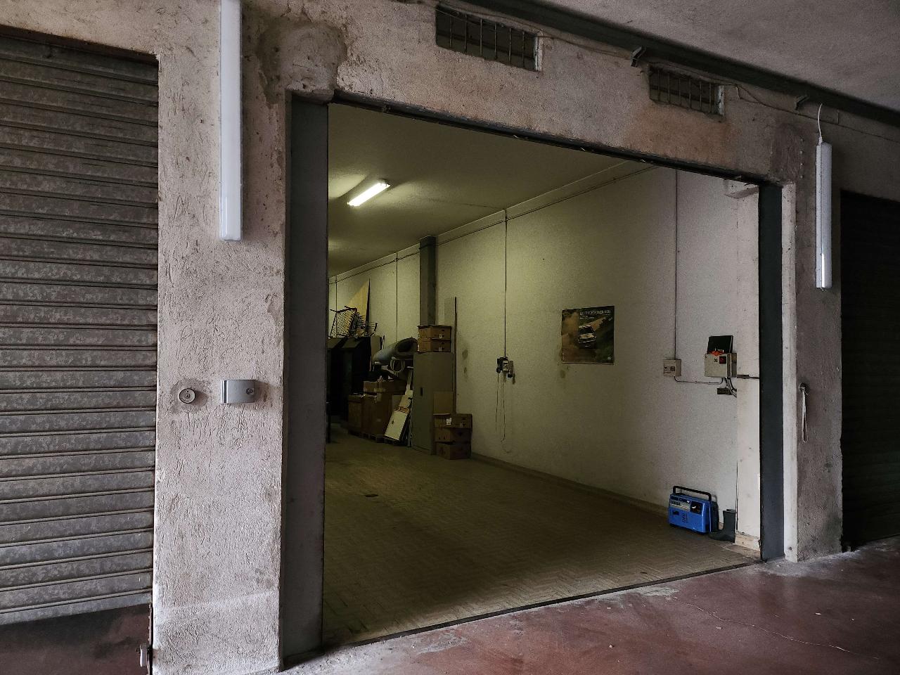 Magazzino in , Fossano, {3} - Foto 1