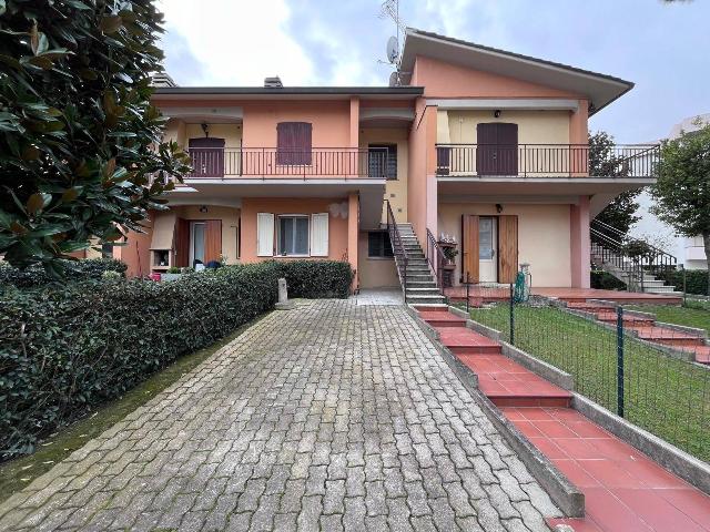 Mansion in Viale Publio Ovidio Nasone 205, Ravenna - Photo 1