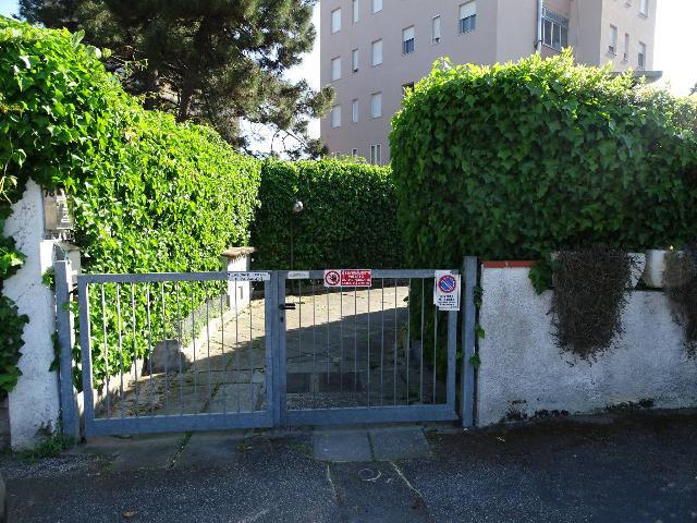 Terraced house in Viale Omero, Ravenna - Photo 1