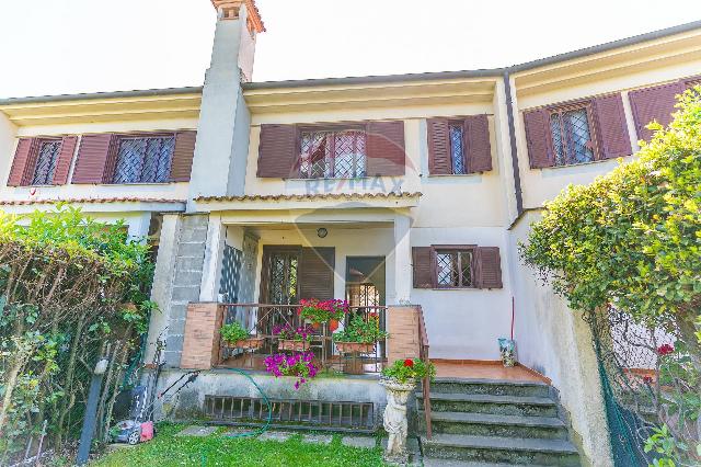 Terraced house in Via Francesco Flora 75, Roma - Photo 1