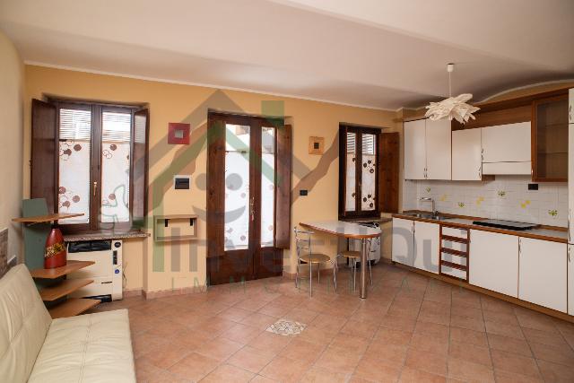 2-room flat in Via Montebello 22, Ciriè - Photo 1