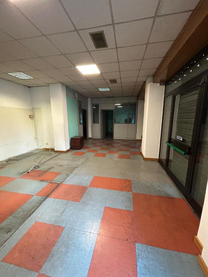 Negozio in Via dell'Aeroporto, Roma, {3} - Foto 1