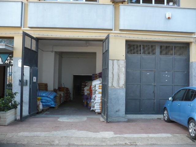 Negozio in Via Libertà, Termini Imerese, {3} - Foto 1