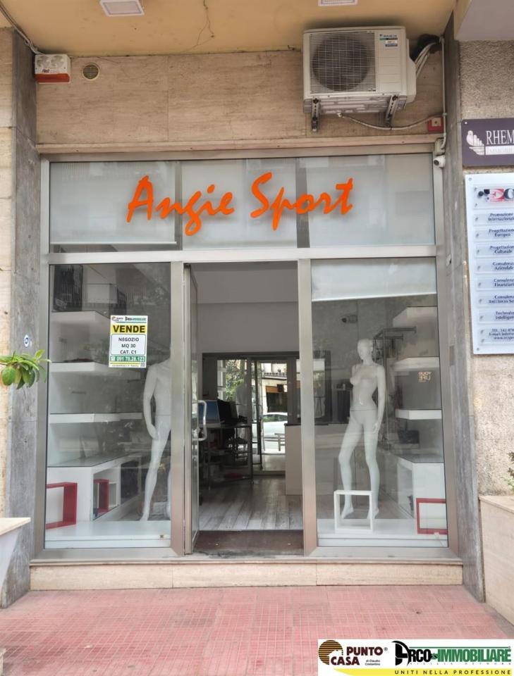 Negozio in Via Sciuti, Palermo, {3} - Foto 1