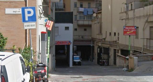 Magazzino in Via degli Orti, Palermo - Foto 1