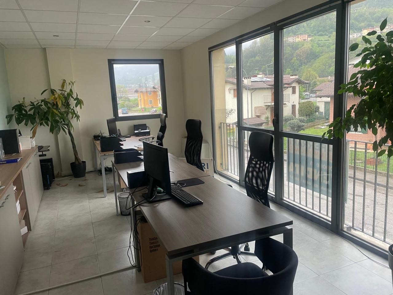 Ufficio in Via Palazzina, 33, Cornedo Vicentino, {3} - Foto 1