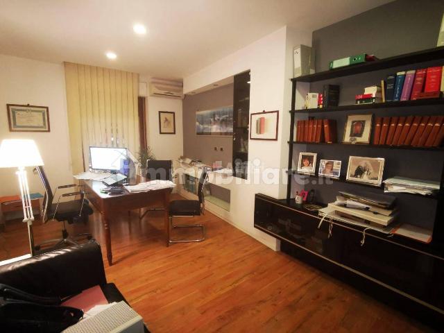 Büro in {3}, Viale Scala Greca 406 - Foto 1