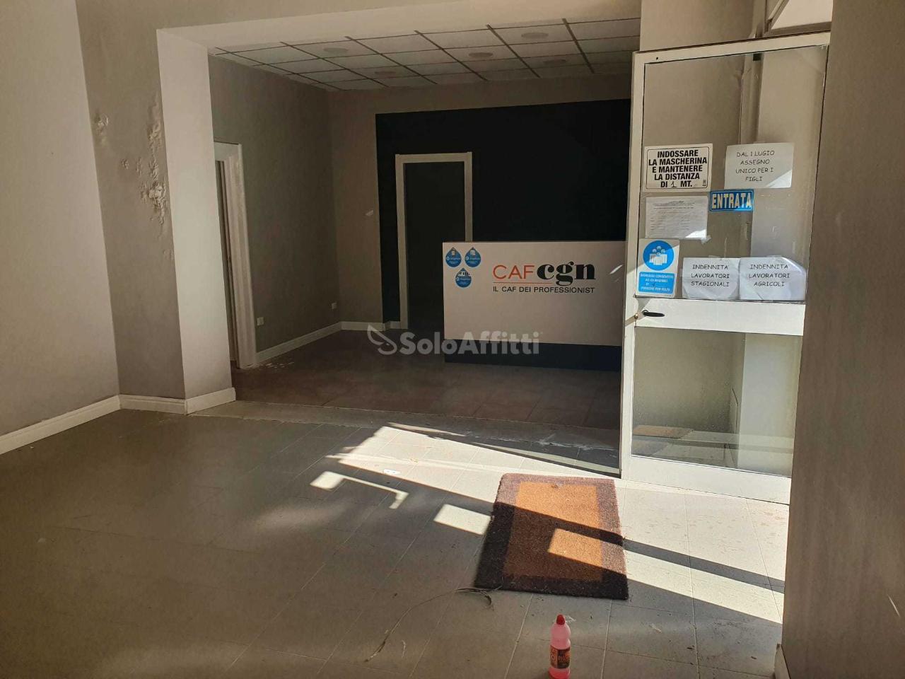Centro estetico in Corso Timoleonte 92, Siracusa, {3} - Foto 2