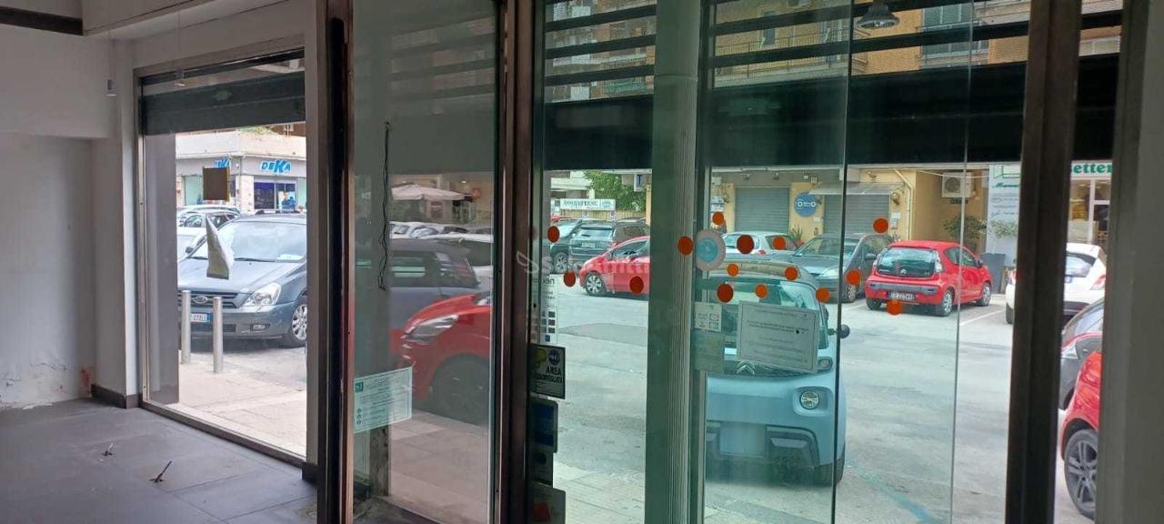 Rosticceria in Via Pitia 23, Siracusa, {3} - Foto 2