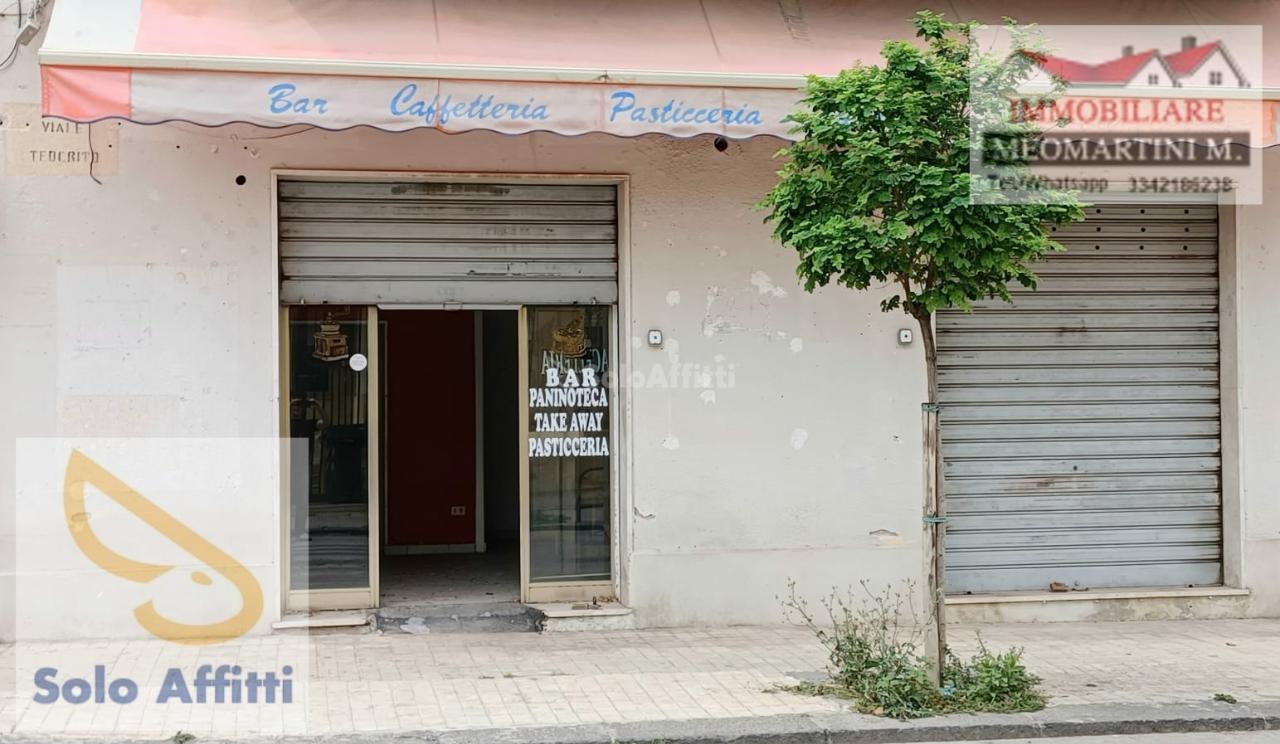 Pizzeria in Viale Teocrito 28, Siracusa, {3} - Foto 2