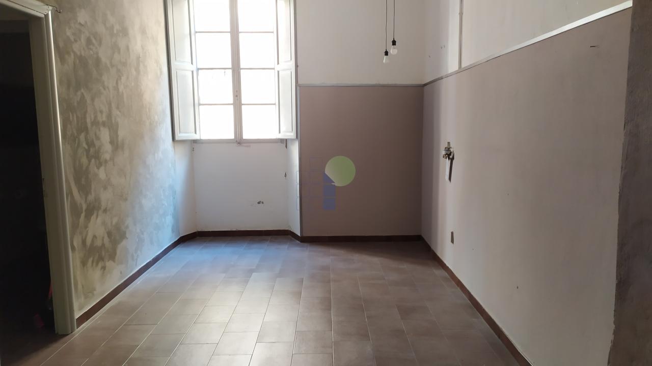 Palazzina commerciale in Via Roma 30, Livorno, {3} - Foto 2