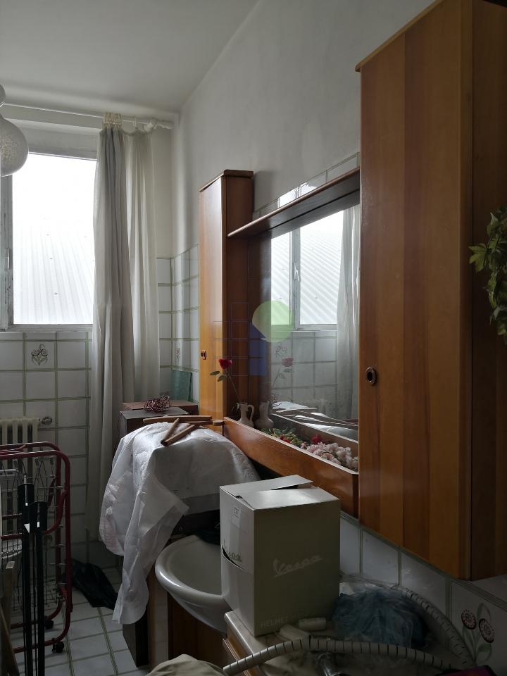 Ufficio in Viale Padre Nicola Magrimagri 81, Livorno, {3} - Foto 2
