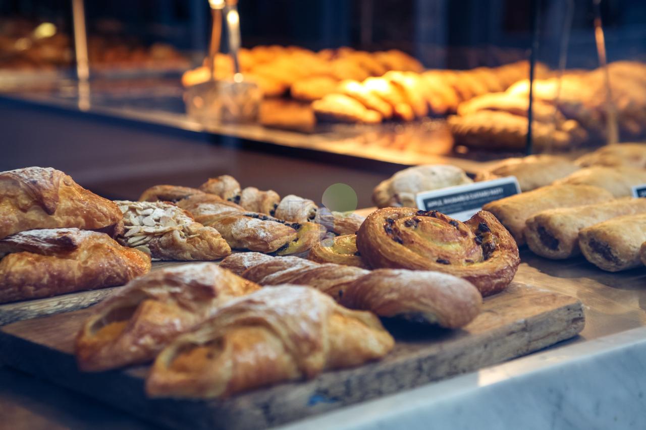 Pasticceria in Piazza Cavallotti 124, Livorno, {3} - Foto 1