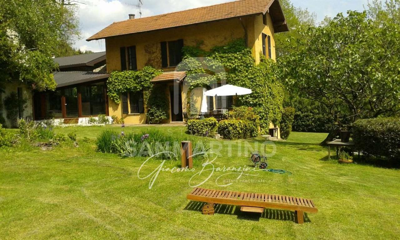 Villa unifamiliare in vendita a Varese