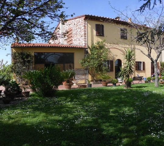 Country house or cottage in Via Vladimir Ilic Ulianov Lenin, San Giuliano Terme - Photo 1