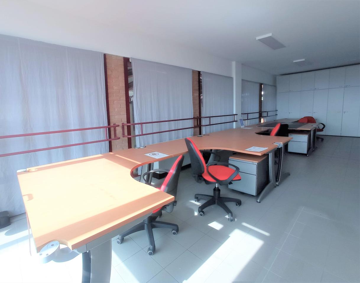 Ufficio in , Modena, {3} - Foto 2