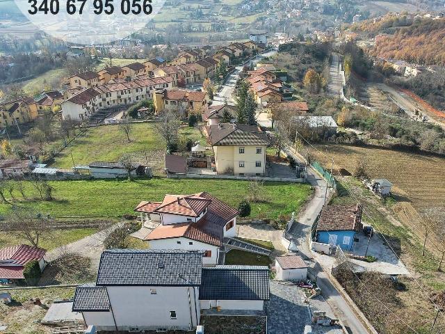 Terraced house in Via Bazzanese, L'Aquila - Photo 1