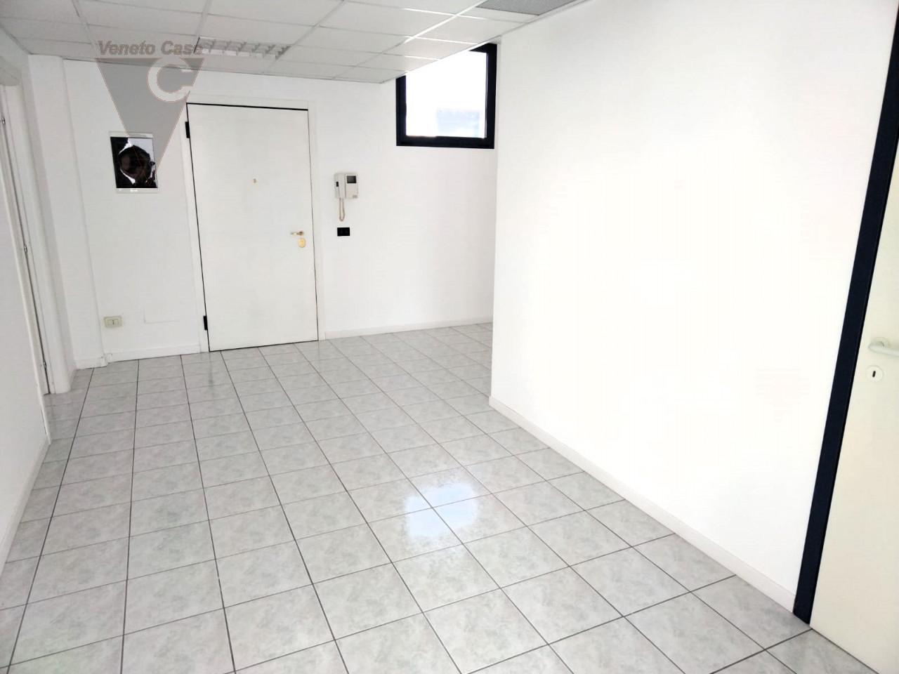 Ufficio in , Noventa Padovana, {3} - Foto 2