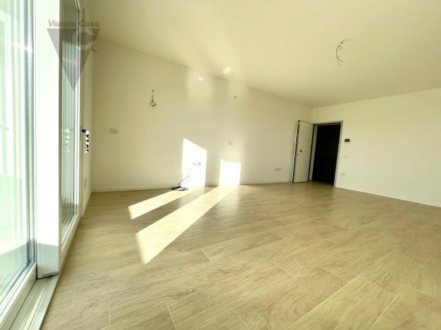 3-room flat in Via Romea 100, Legnaro - Photo 1