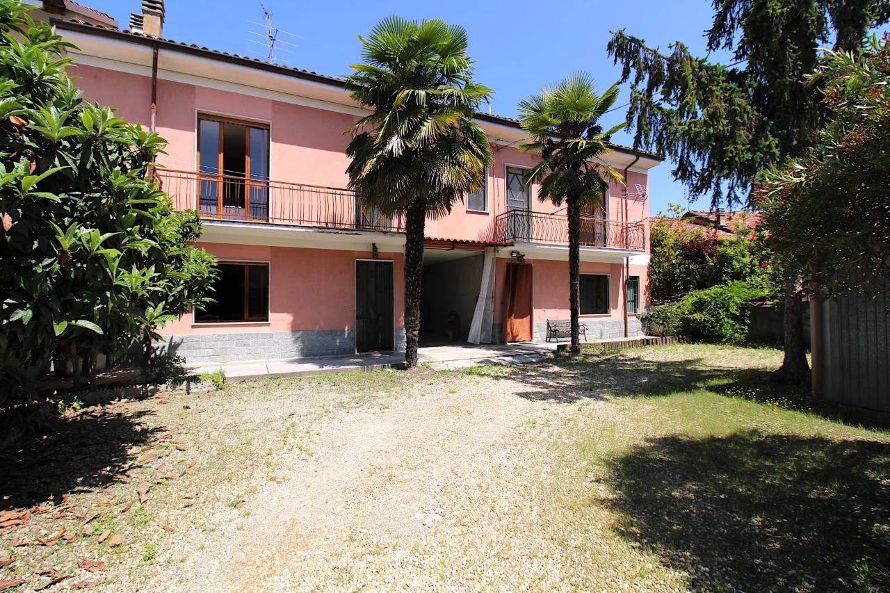 Appartamento in vendita a Vezza D'Alba
