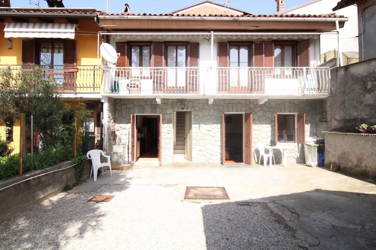 Casa indipendente in vendita a Montaldo Roero