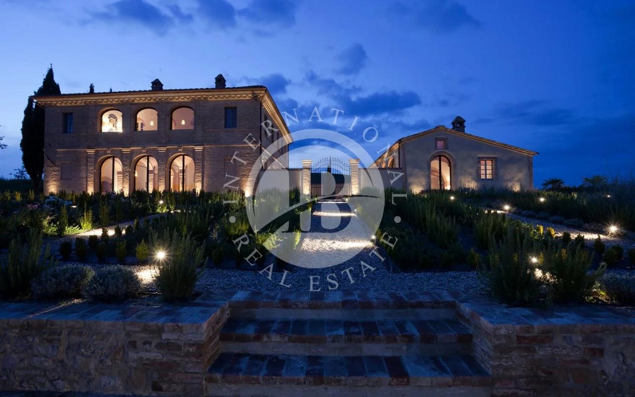 Villa in vendita a Buonconvento