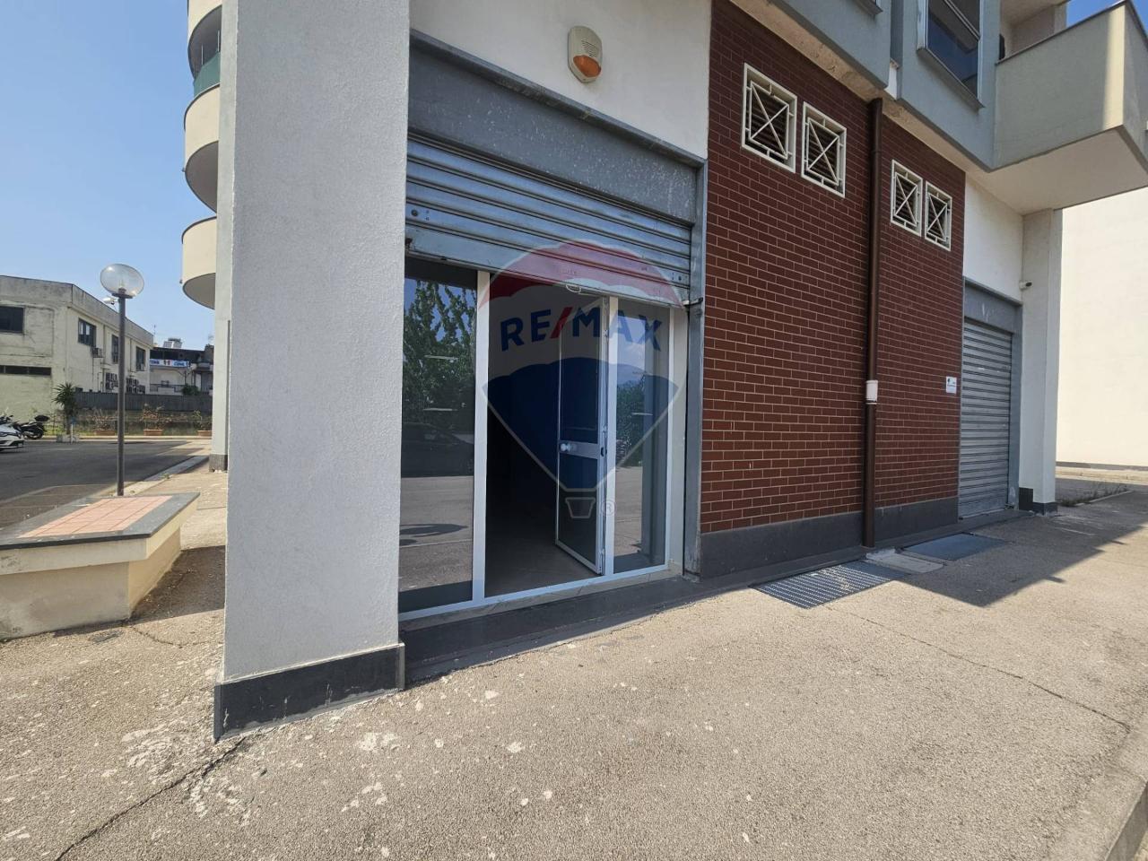 Negozio in , Casoria, {3} - Foto 1