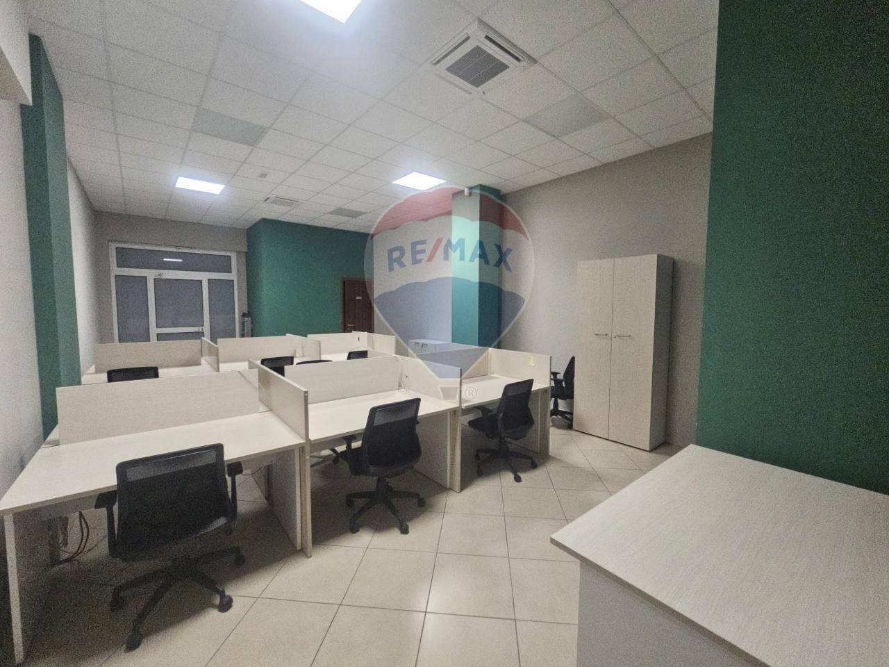 Negozio in , Casoria, {3} - Foto 1