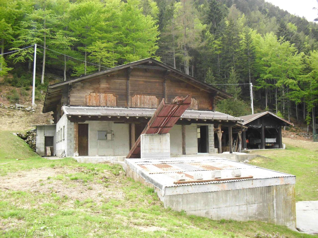 Locale commerciale in Loc.Motta, Macugnaga, {3} - Foto 1