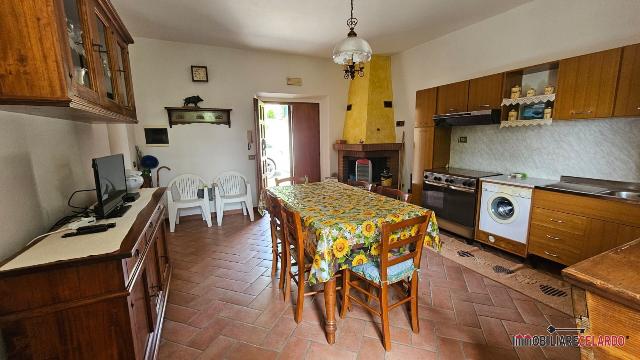 2-room flat, San Gimignano - Photo 1