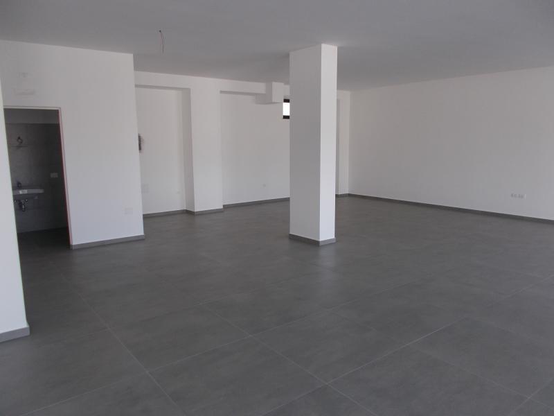 Negozio in , Parete, {3} - Foto 1